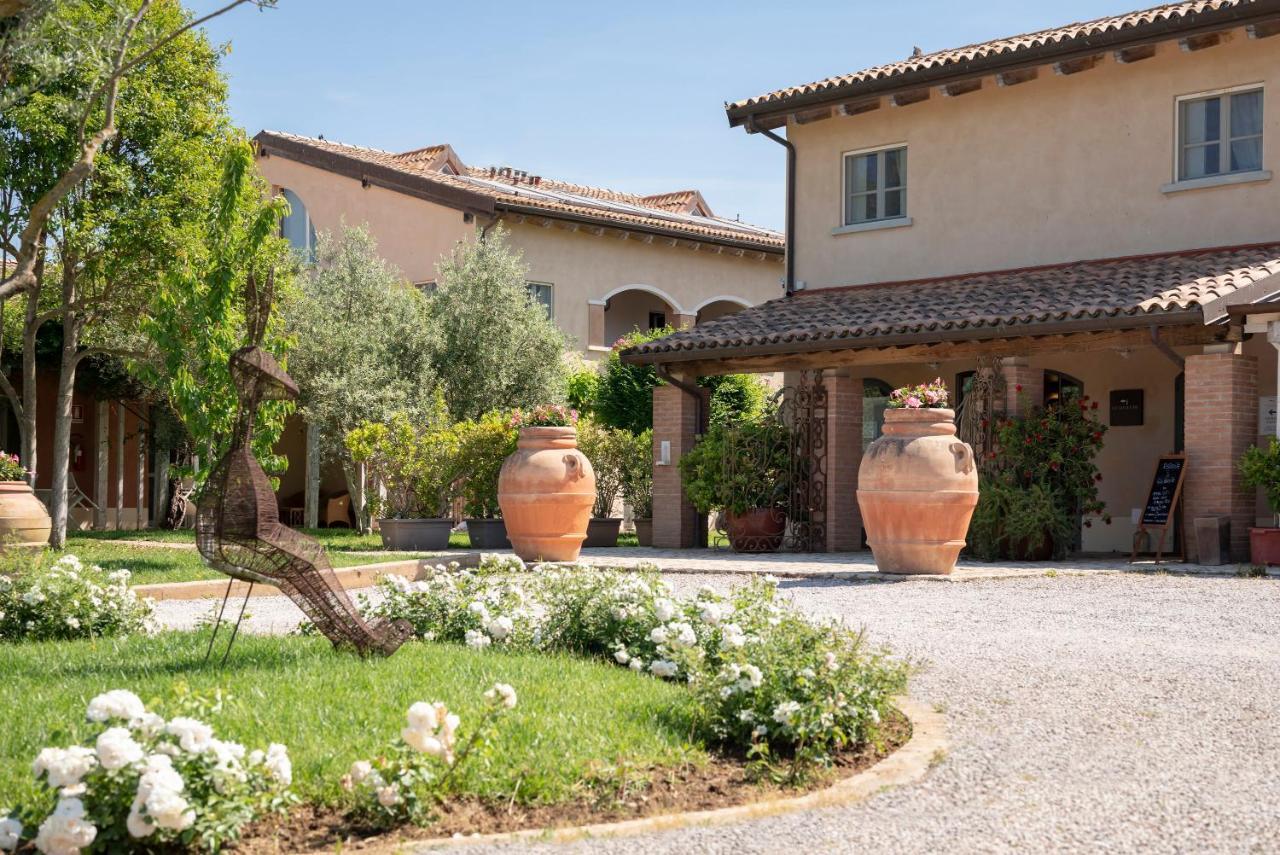 Guadalupe Tuscany Resort Braccagni Exterior photo